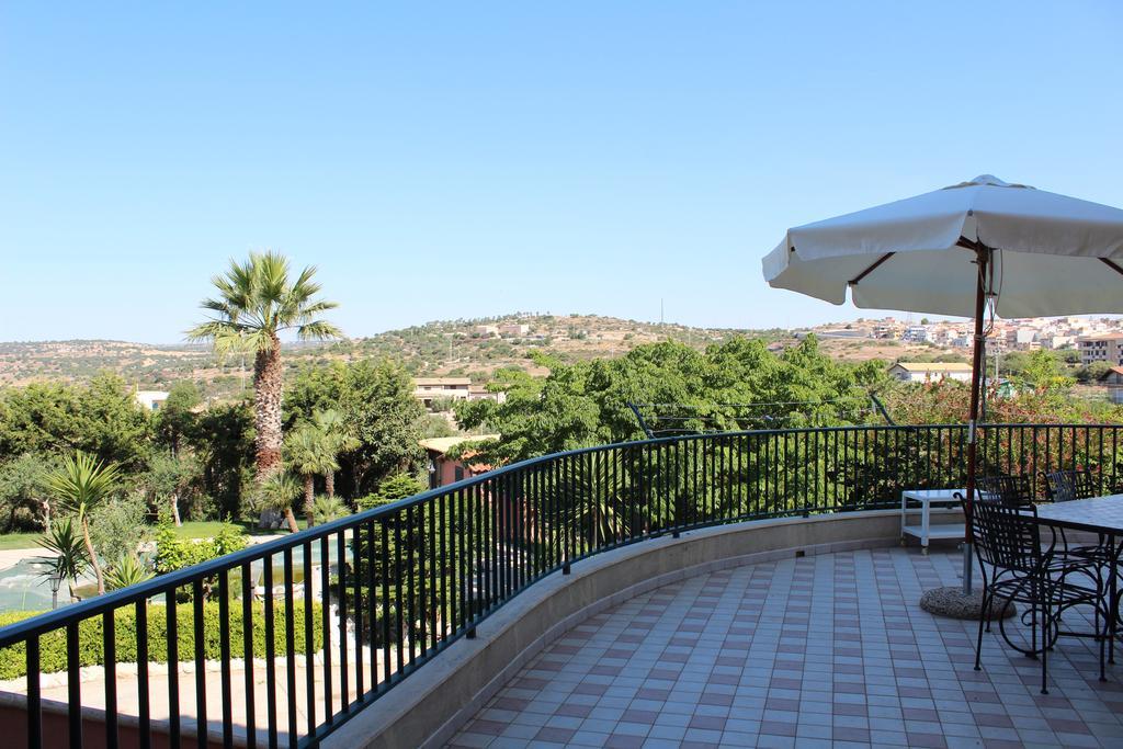 Villa Orchidea Luxury B&B Ispica Bagian luar foto
