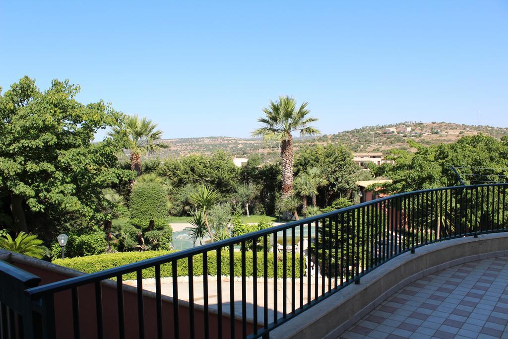 Villa Orchidea Luxury B&B Ispica Bagian luar foto